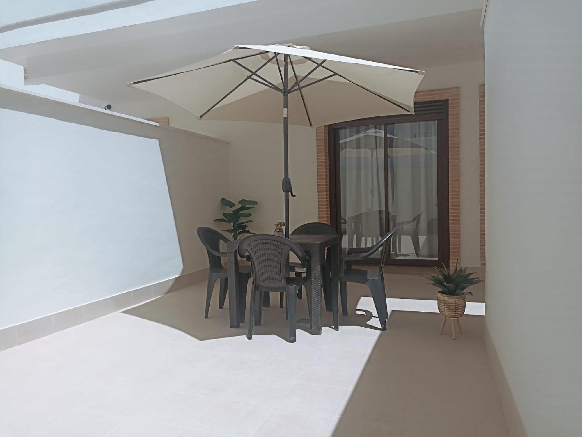 Apartamento Nuevo Centrico Con Aparcamiento Privado Incluido Alcalá de Guadaira Esterno foto