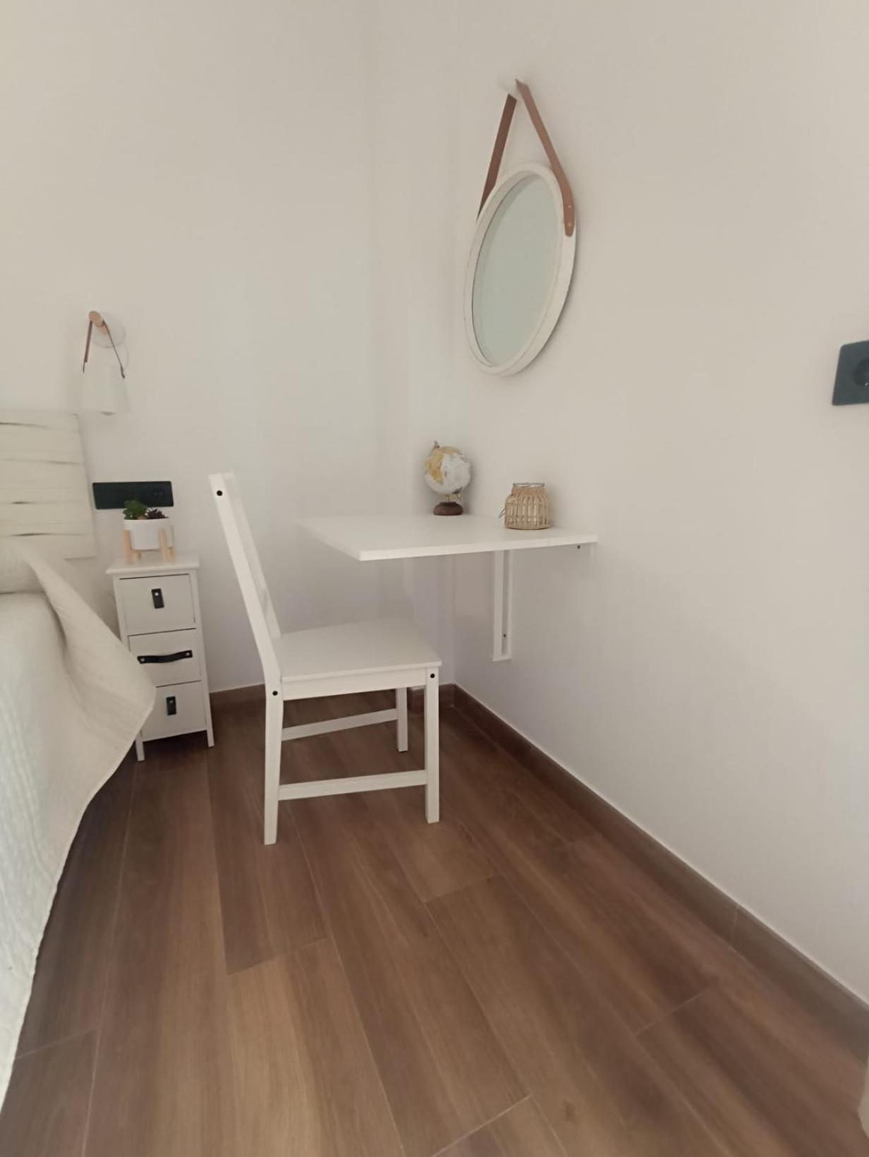 Apartamento Nuevo Centrico Con Aparcamiento Privado Incluido Alcalá de Guadaira Esterno foto