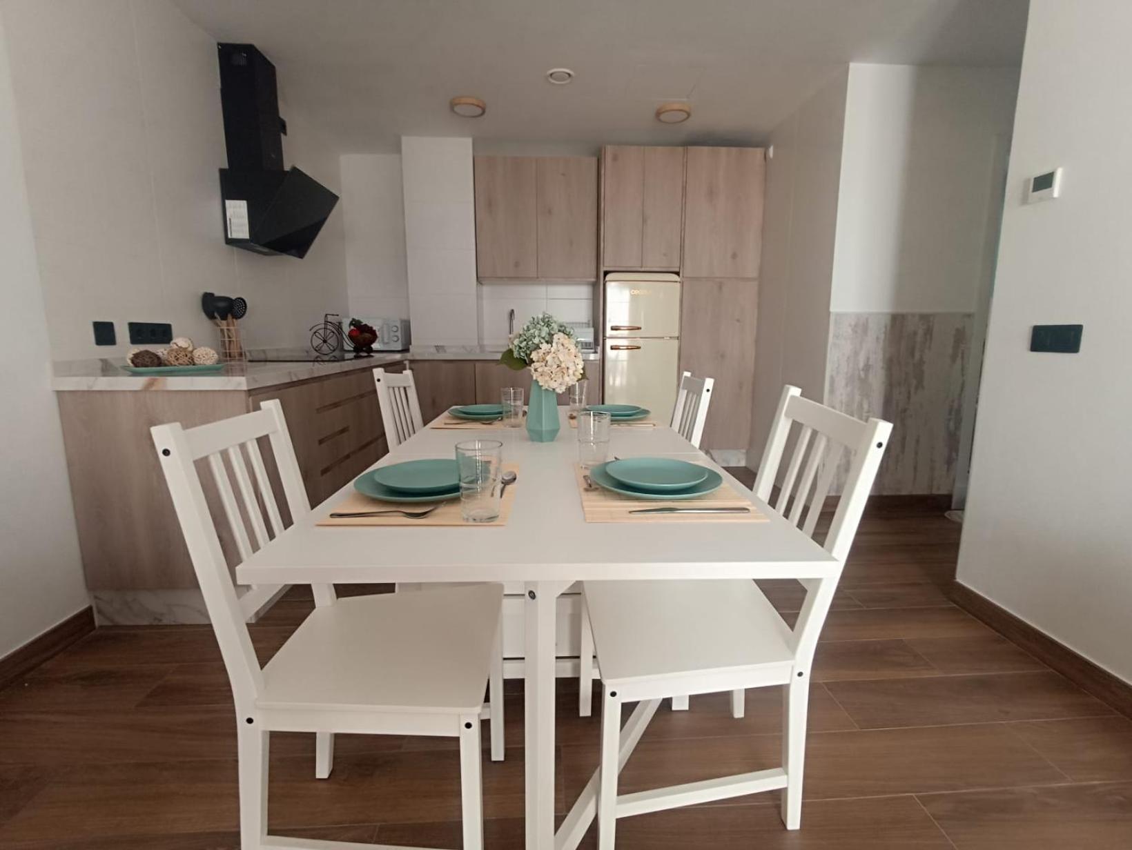 Apartamento Nuevo Centrico Con Aparcamiento Privado Incluido Alcalá de Guadaira Esterno foto