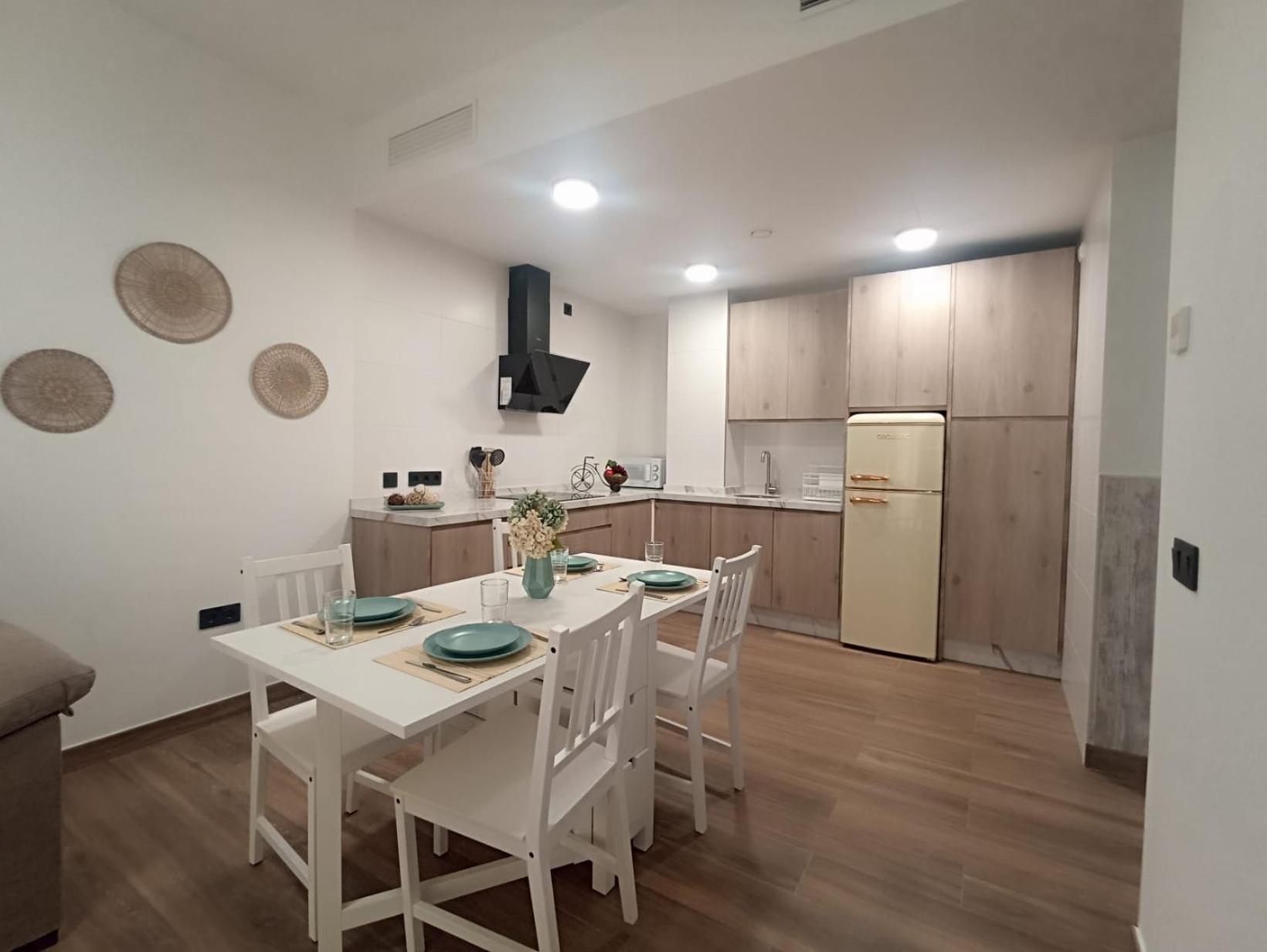 Apartamento Nuevo Centrico Con Aparcamiento Privado Incluido Alcalá de Guadaira Esterno foto