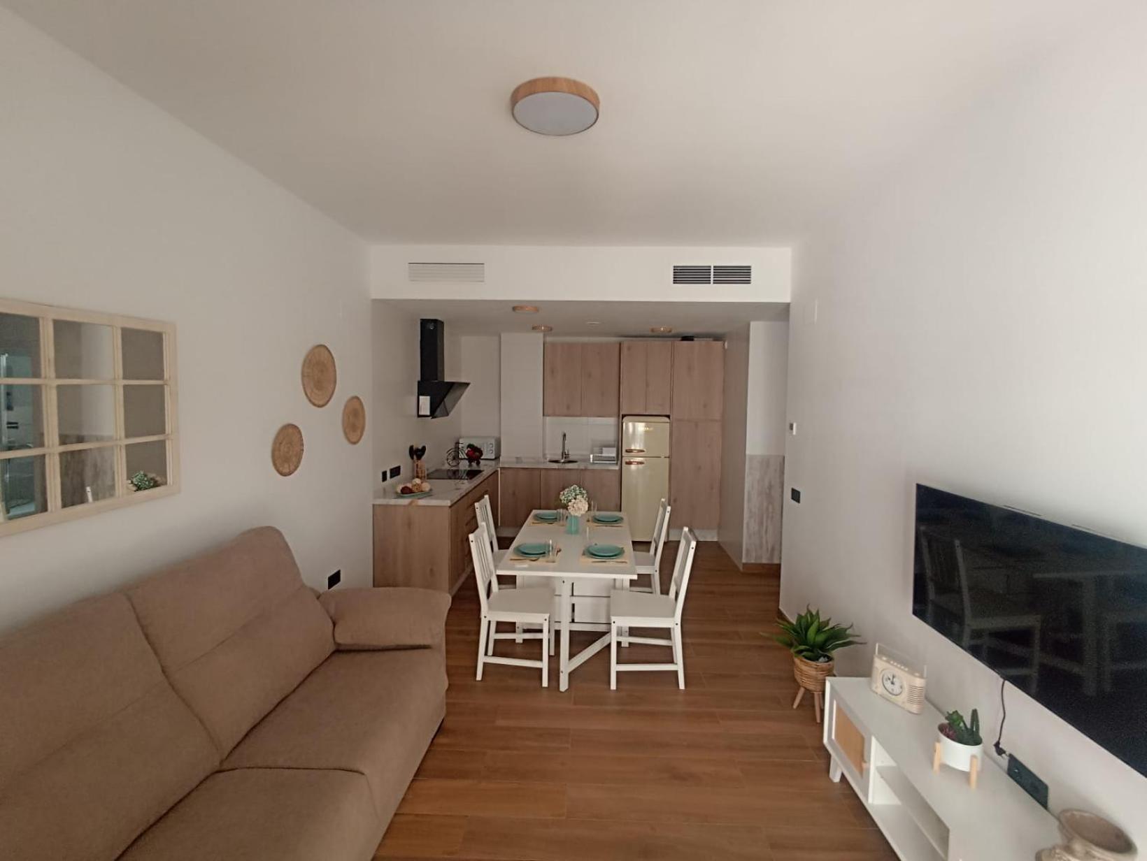 Apartamento Nuevo Centrico Con Aparcamiento Privado Incluido Alcalá de Guadaira Esterno foto